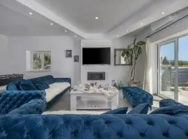 Villa Stipea - Four Bedroom Villa with Swimming Pool