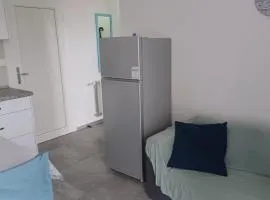 FreeMe Apartment - One Bedroom Apartment with Balcony and Sea View
