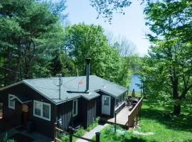 Lakefront Kenoza Cottage