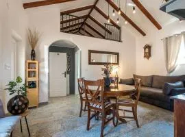 Holiday Home Rider - Two Bedroom Holiday Home with Outdoor Pool