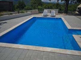 Kuća za odmor Veronika, ξενοδοχείο σε Klobuk