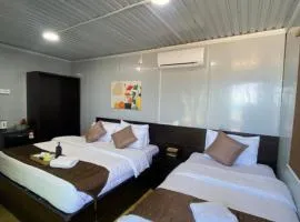 Cenanghill Beachfront