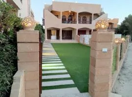 Halfmoon House