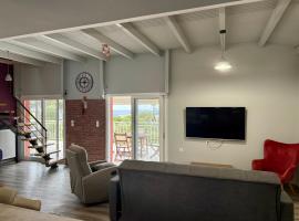 Makris Gialos Maisonette, kh&aacute;ch sạn biển ở Argostoli