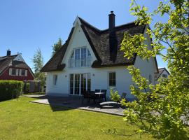 Reethaus Arkonablick, In erster Reihe am Kurpark und Meer, Hunde herzlich willkommen, hotel v destinaci Glowe