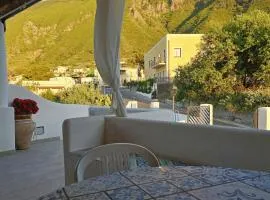 LAPALMAS Apartments - in centro a Malfa