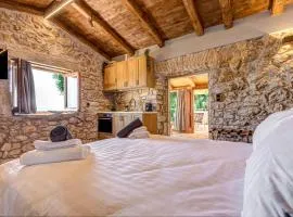 Elysian Stonehouse by the beach
