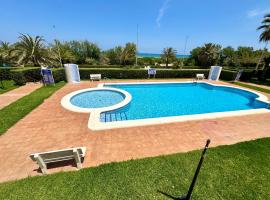 Primera linea de playa, hotel v destinaci Piles