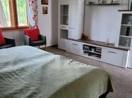 Fehér Akác Tanya
