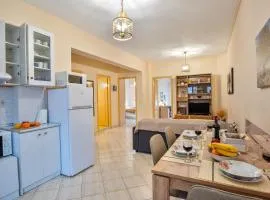 Tritsa House, 3-bedroom apt next to Corfu Town and airport