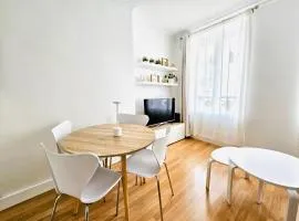 Cozy & Modern apartment l RER 20min to Paris Center