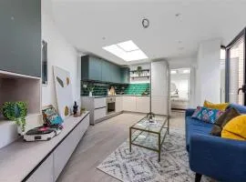 YT Leyton House with Garden