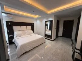 Debolonia Palace Hotel