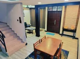 Nurees Homestay