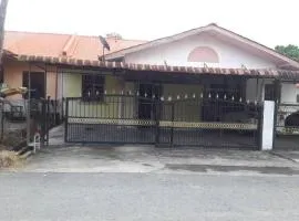 Yanzz Homestay
