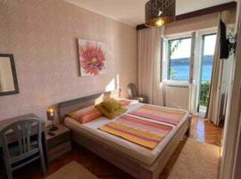 Room, Seaside house Dragica, bed and breakfast en Barbat na Rabu