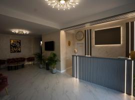 Hotel Cristal &ndash; hotel w pobliżu miejsca Lotnisko Konstanca w mieście Năvodari