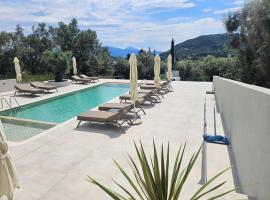 Elpida Luxury Apartments Suites