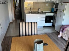 Apart Rocamora, hotel in Crespo