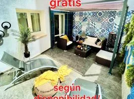 Elegante Apartamento TRES COLORES
