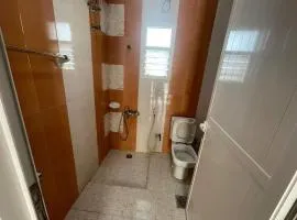 غرفه بحمام خاص