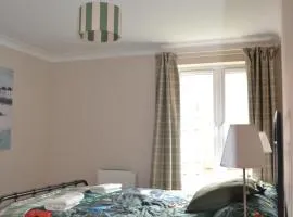 Marina Flat - Perfect Location