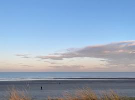 Cozy Coastal Home Bettystown, hotel v destinaci Bettystown