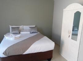 Thukhana House, B&B in Maun