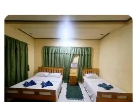 Dela-Chen Roadside Hostel