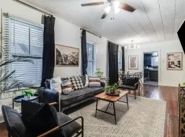 Private Room in Lafayette - Home Away From Home