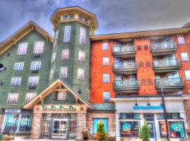 Snowshoe Mountain Retreat! Ski in and Out!, hotel v destinaci Snowshoe