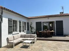 Maison des terroirs - Centre village - 500 m de la plage