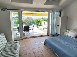 Apartment Jarak Center Makarska, מלון במאקרסקה