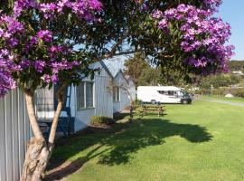Waitangi Holiday Park, resort village in Paihia