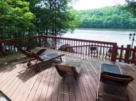 Catskills Lakefront Escape with Hot Tub
