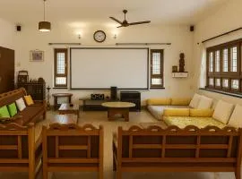The Castle A Luxurious Family Abode