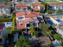 NURİYE ALACATI, ξενοδοχείο στο Αλακάτι