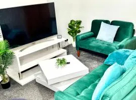 Cosy Leicester Apartment with 2 Bedrooms