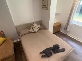 cosy room 9