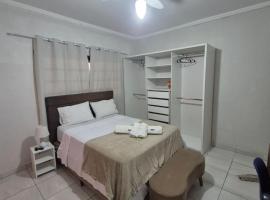 Casa Studio São José dos Campos, hotel v destinaci São José dos Campos