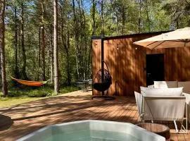 Telise TinyOne - Modern Forest Escape with Private Hot Tub