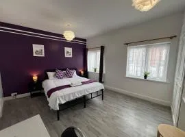 Oldbury House - Bespoke for Contractors