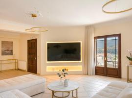 Colourful apartments - L'Oro del Sole: Argostolion şehrinde bir spa k&uuml;vetli otel