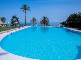 Apartment by the Bajondillo Beach