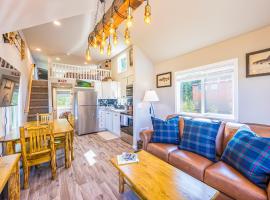 Rainforest Tiny Home Retreat #20 Fishing Cabin, tiny house &agrave; Forks