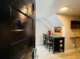 Modern Oasis Apartment Suites