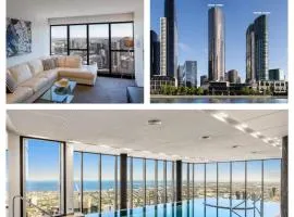 Prima Tower - Three Bedroom Apartment with City and Flames Views