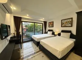 Bay Luxury Hotel & Spa - No 1 Ngo Huyen