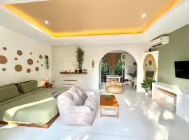 Beach Jungle