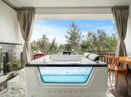 Miami - Private Jaccuzzi Villa in Bangalore